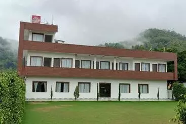 Hotelli Bala Shankar Resort Kujarwal Group