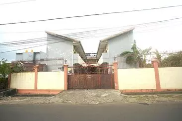 ホテル Oyo 92783 Wisma Bunda Syariah
