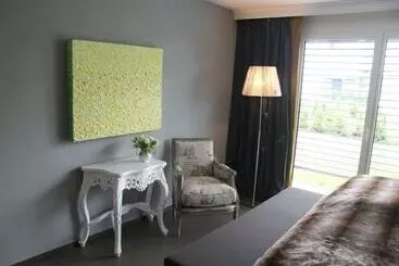 آپارتمان‌های توریست‌ها Private Apartments