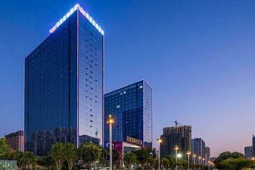 Kyriad Marvelous Hotel Fangchenggang Administration Center High Speed Railway Station