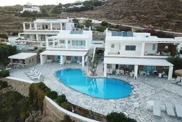 آپارتمان Adikri Villas & Suites