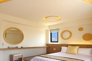 تختخواب و صبحانه 海漣天海岸民宿 & 水連天海景電梯民宿 Sea Sky Coast Homestay & Shui Lian Tian Homestay