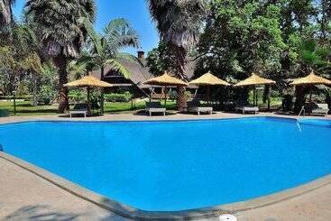 هتل Arumeru River Lodge