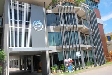 בית מלון כפרי Dragon River Avenue