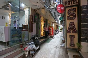 בית מלון כפרי Oyo Rooms Arakashan Road 7875