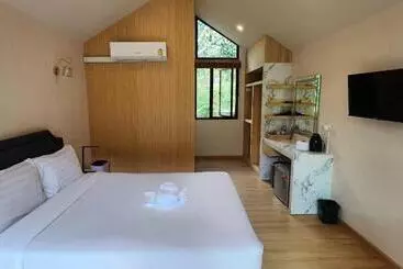 Lake Hill Resort Kanchanaburi