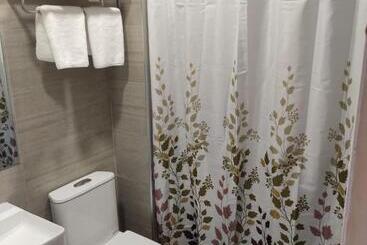 پانسیون Vistara Suites