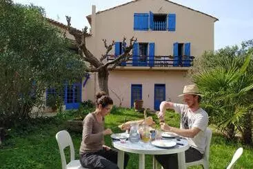 Nocleg ze śniadaniem Chambres D Hôtes Les Arbousiers