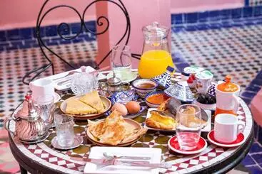 تختخواب و صبحانه Dar Mchachti Fes