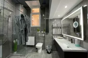 Hostel Rooms