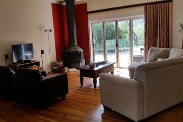 مبيت وإفطار African Tulip Guesthouse