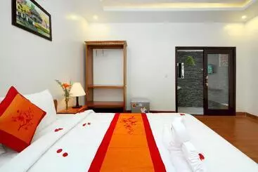 تختخواب و صبحانه Blue Lake Homestay