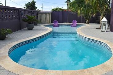 آپارتمان‌های توریست‌ها Cadushi Apartments