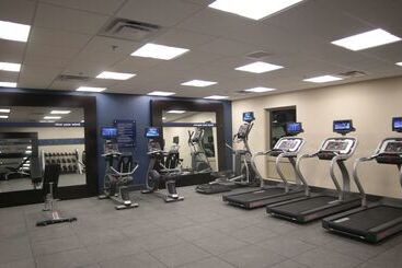 فندق Hampton Inn Lexington Medical Center