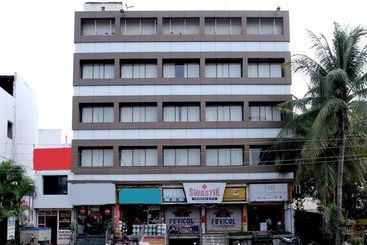 Hotel Oyo Rooms Kushal Nagar Jalna Road