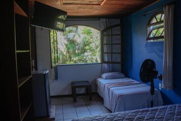 فندق Pousada Tropicana