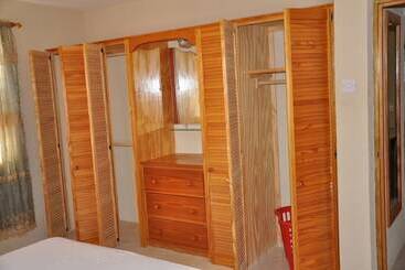 آپارتمانهای توریستها The Terraces At Mangrove