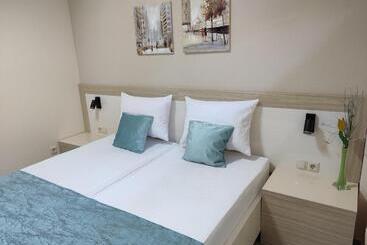 پانسیون Guest House Nova