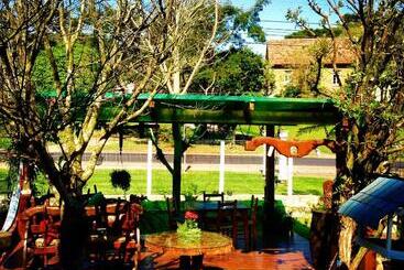 Bed and Breakfast Kantinho Da Serra