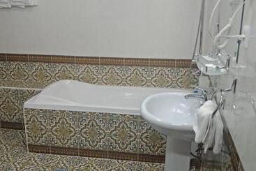 Отель Bibi Khanym