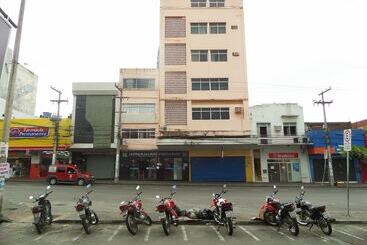 Отель Center Plaza