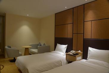 Ji Hotel Zhuhai Gongbei Branch