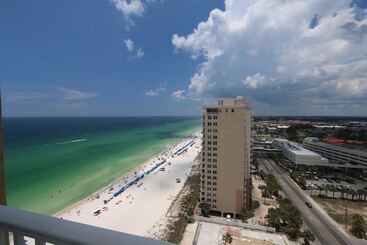 Жильё для туристов Ocean Villa Resort By Book That Condo