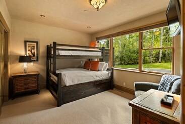 Жильё для туристов Owl Creek Snowmass By Frias