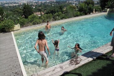 住宿加早餐  Chambres D Hotes La Bigarade