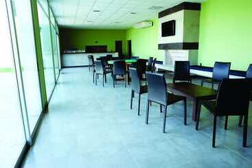 Colonia West Hotel   All Inclusive