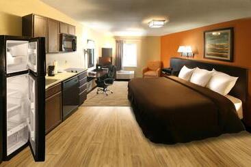 Отель Suburban Studios Washington, Pa