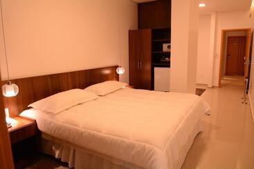 酒店 Excellence Plaza