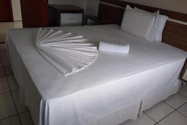 בית מלון כפרי Crystal Palace