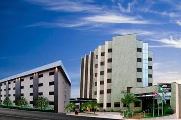 Firenze Hotel Votuporanga Próximo Ao Assary Clube De Campo E O Centro De Lazer Do Trabalhador By