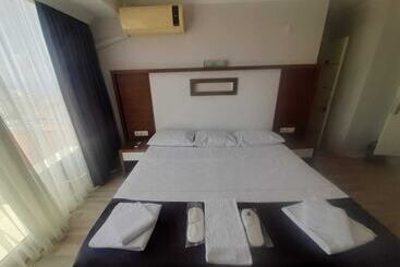 Szálloda Demir Suit