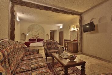 هتل Vezir Cave Suites