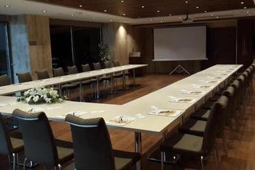 호텔 Fesa Business