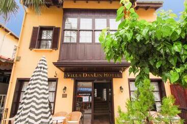Hotel Villa Danlin