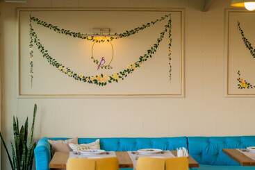 Motel Gurel Garden House