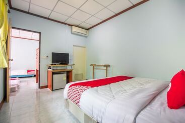 ペンション Reuntonnam Amphawa