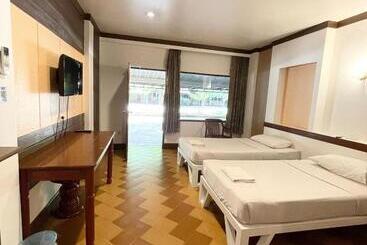 בית מלון כפרי Bansuan Resort