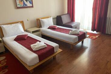 Garni Hotel Belvedere Lux