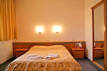 בית מלון כפרי Prezident