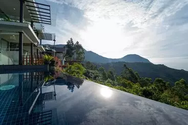 Hotelli Chandys Drizzle Drops Munnar Top Station