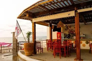 Hotel Santa Martha Bungalows