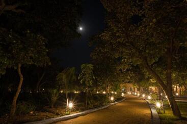 호텔 Sterling Padam Pench