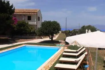 Elli Beach Apartments And Studios