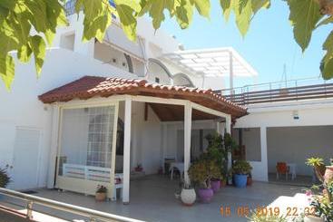 Жильё для туристов Garifalia Studios