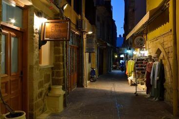 酒店 Elia Dorotheou