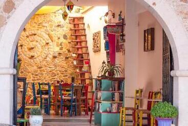 酒店 Poco Loco Bed & Breakfast